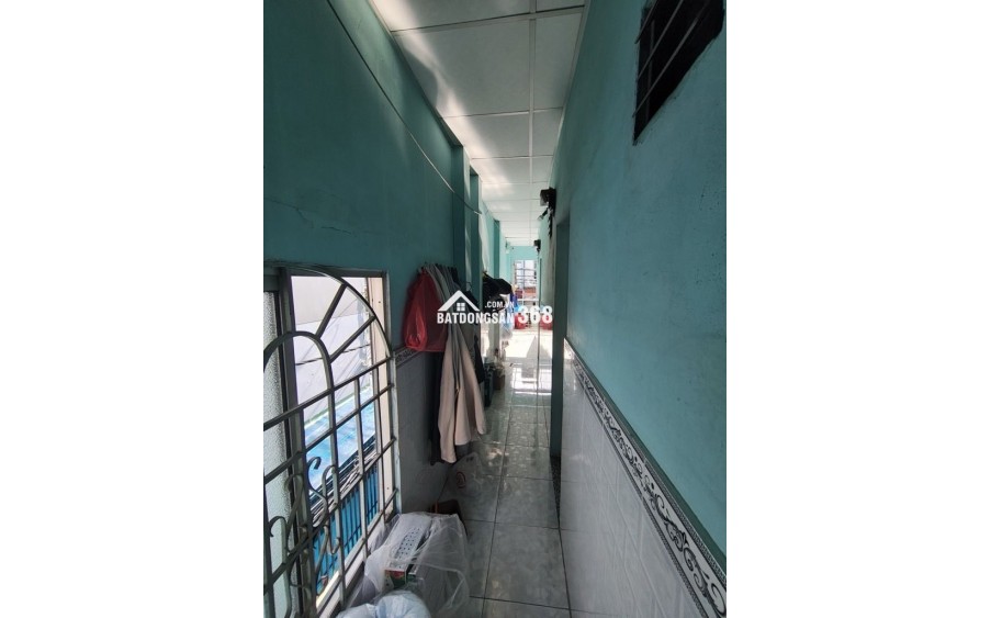 CẦN BÁN NHÀ CĂN GÓC 2 MẶT TIỀN KINH DOANH P.HÒA BÌNH